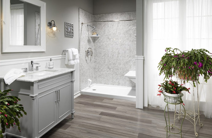 Bathroom Lighting Options in Eastern Central Tennessee & Knoxville, TN
      
