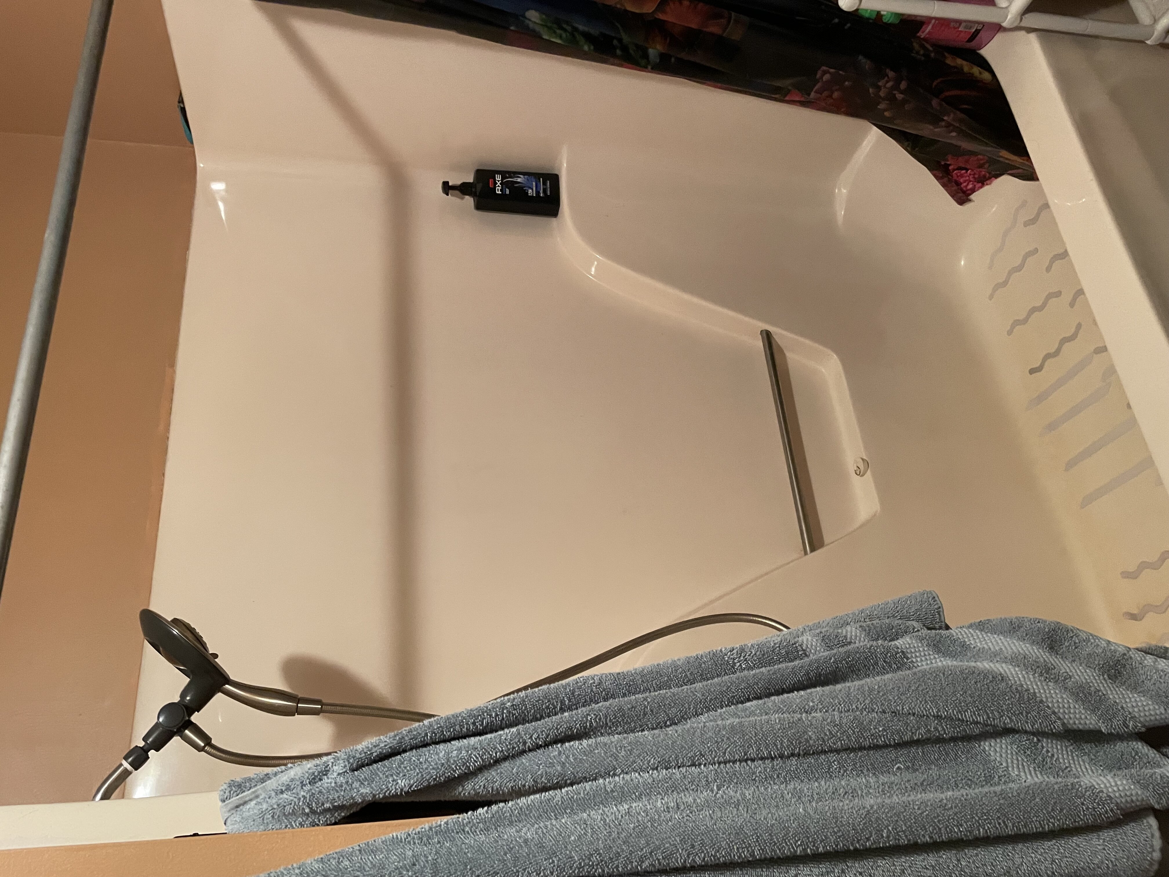 Old fiberglass tub/shower combo